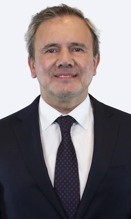 Gustavo Sanhueza Dueñas