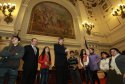   Decenas de familias llegaron hasta el Congreso Nacional en Santiago para visitar sus dependencias