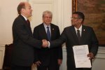 Firma Convenio con Parlamento Latinoamericano