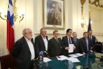 Firma de Acuerdo por Reforma Tributaria.