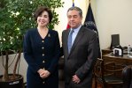 Reunión con Embajadora de Perú